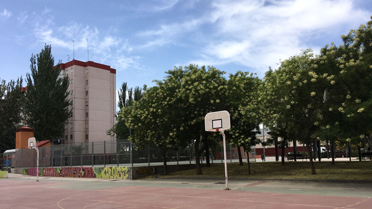 Pistas deportivas de la calle Portugal de Fuenlabrada
