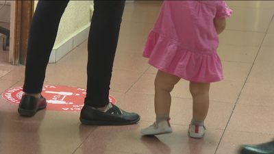 La Comunidad de Madrid pone en marcha un proyecto piloto para el acogimiento familiar de niños