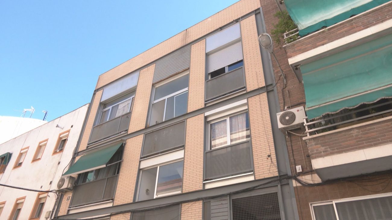 Peleas y tráfico de drogas en un edificio okupado de Puente de Vallecas