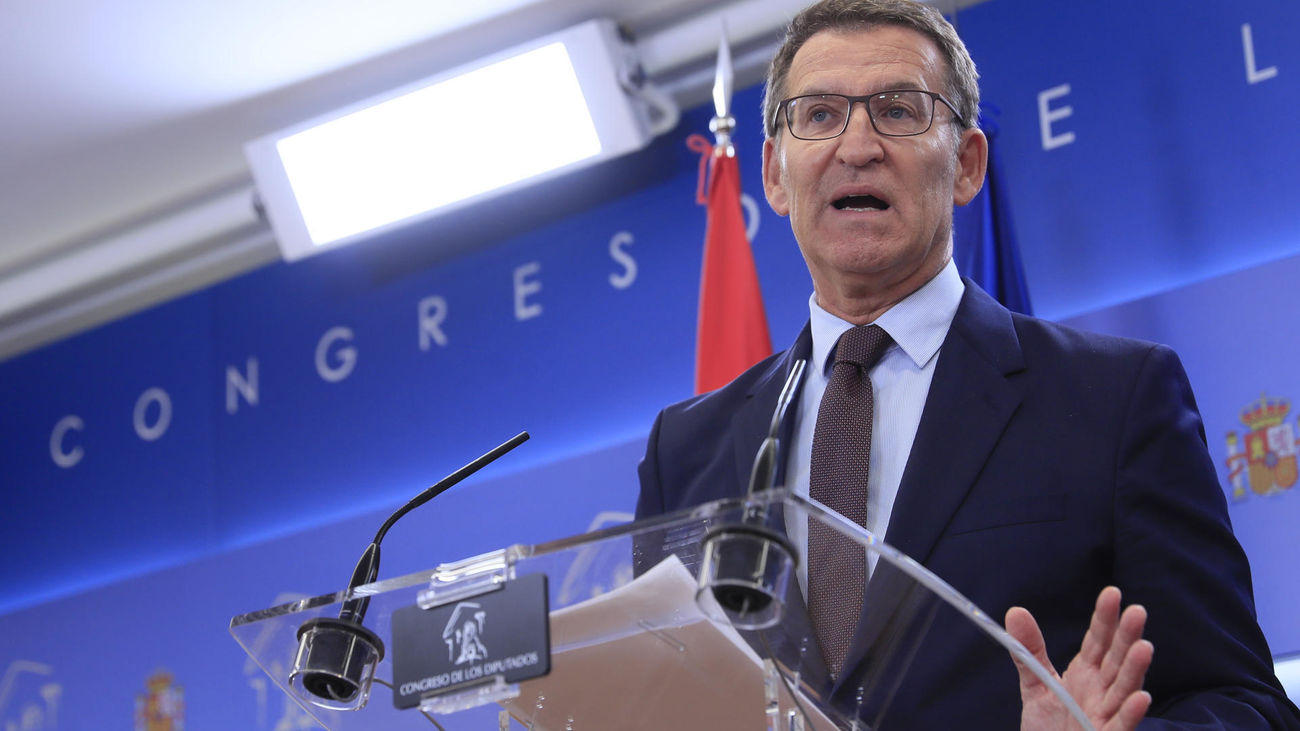 Feijóo traslada al rey su “absoluto respeto” al candidato que proponga