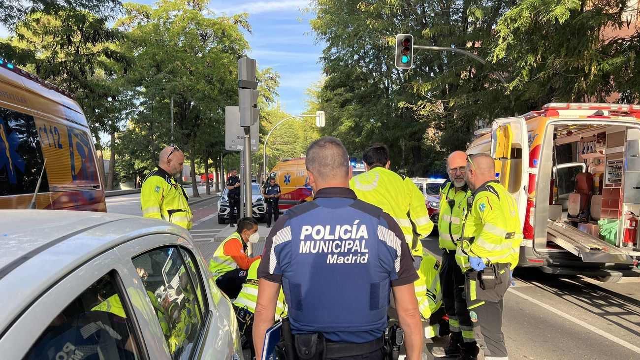 Herido grave un hombre de 82 años al ser atropellado por un coche en el Paseo de Yeserías