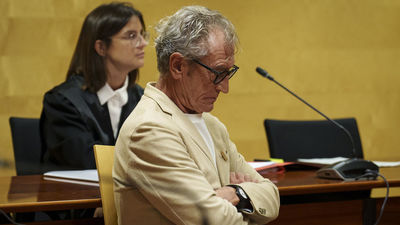 Un profesor de batería de Girona se enfrenta a 43 años de cárcel por agresión sexual a cinco alumnos