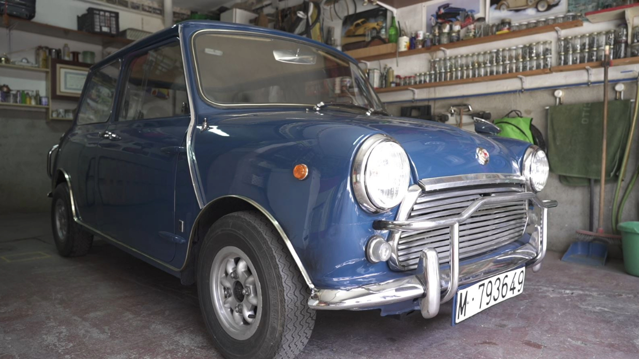 El primer coche de Juan Carlos de Borbón: el mini Morris