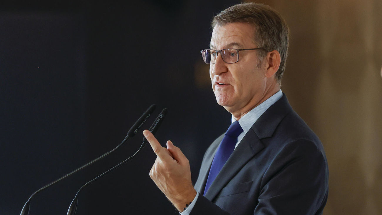 Feijóo tilda de "gran fraude" las negociaciones de Sánchez con los independentistas