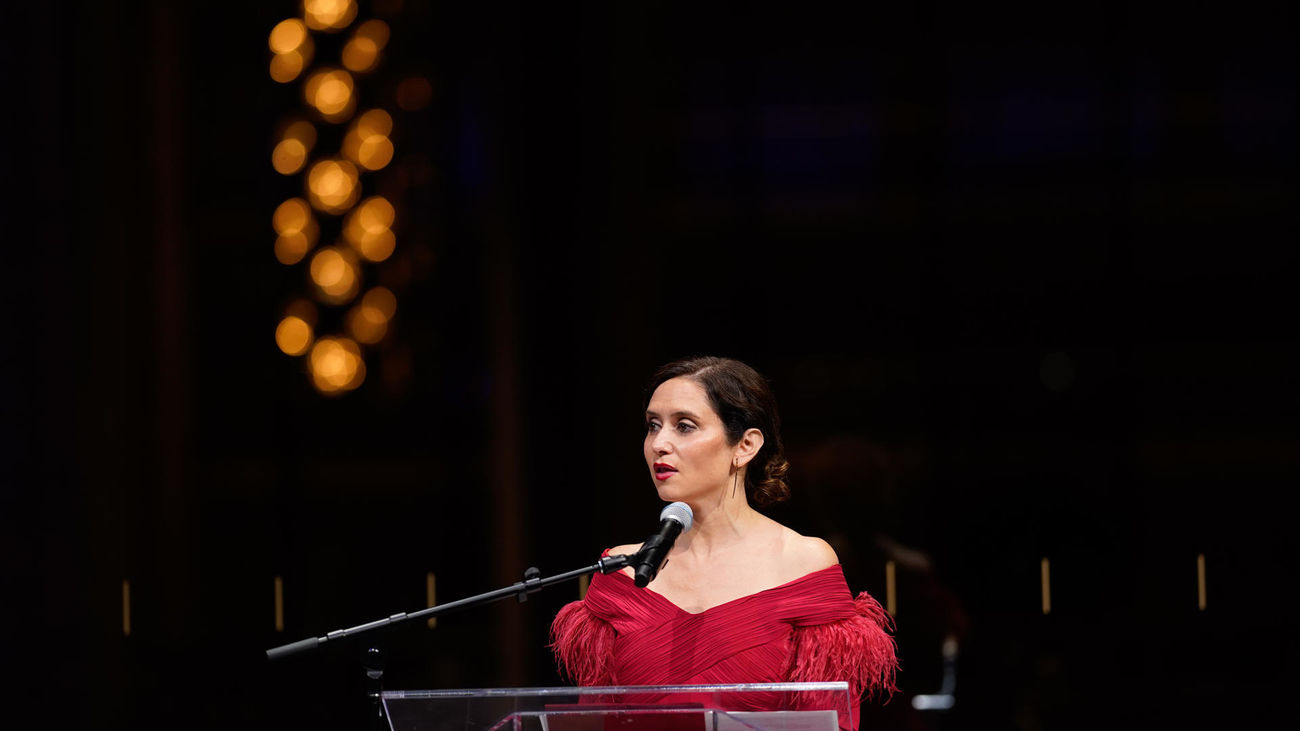a presidenta de la Comunidad de Madrid, Isabel Díaz Ayuso, durante su intervención ayer lunes en la II gala del Teatro Real en Nueva York,