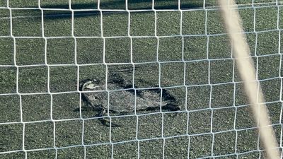 Vecinos de Valdemoro denuncian el mal estado de su campo de fútbol