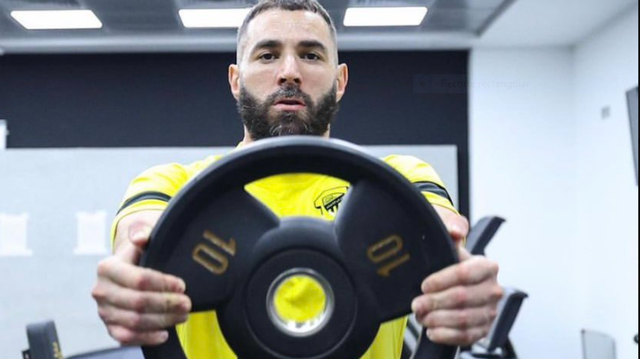 Polémica por la acusación del ministro del Interior francés de vínculos islamistas de Benzema