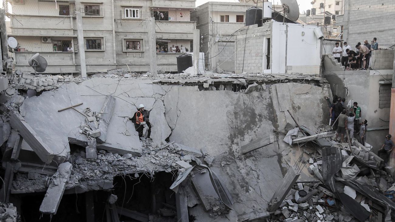 Israel ataca cientos de posiciones de Hamás y mata al jefe militar de otra milicia en Gaza