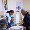 Miles de venezolanos votan en España al candidato de la oposición para las presidenciales