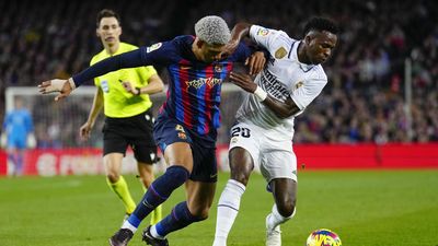 Vinícius-Araujo, nuevo asalto con las fuerzas cambiadas