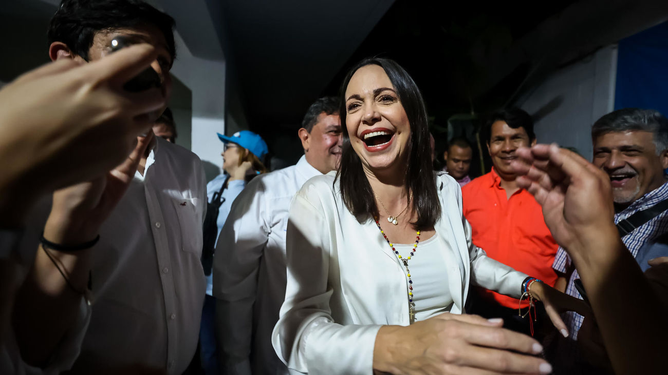 María Corinna arrasa en las primarias venezolanas