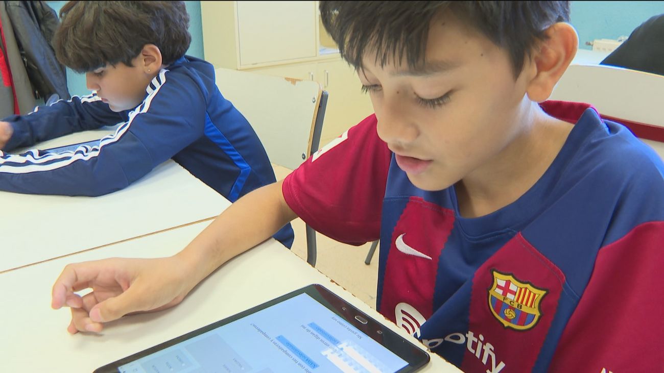 Más de la mitad de los centros educativos de la región utiliza el programa Socioescuela