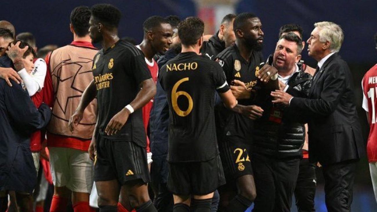 Rüdiger desmiente que recibiera insultos racistas de un asistente del Sporting de Braga