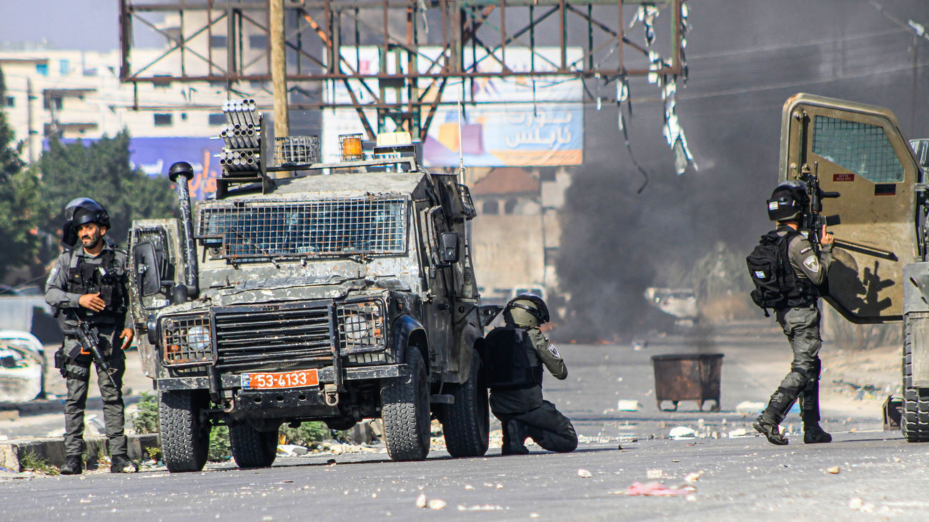 Ejército israelí en la frontera con Cisjornadia