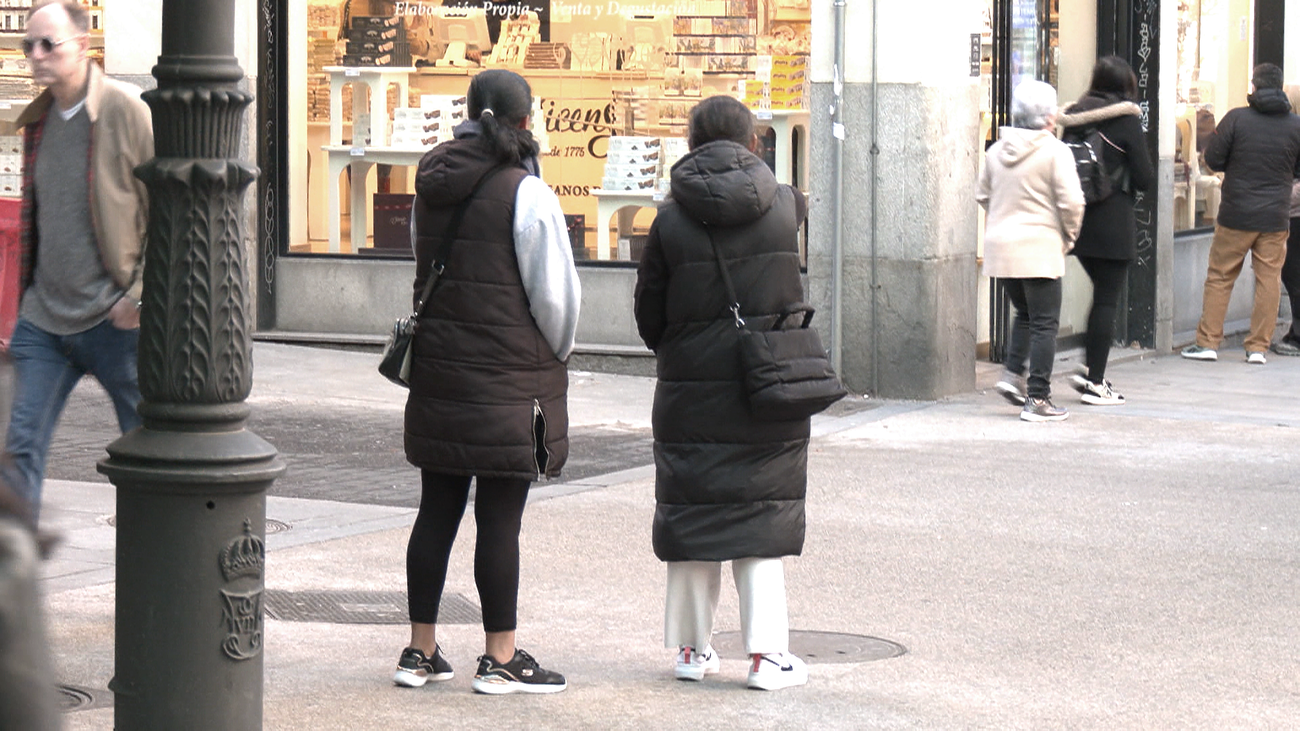Voluntarios señalan a carteristas en el centro de Madrid