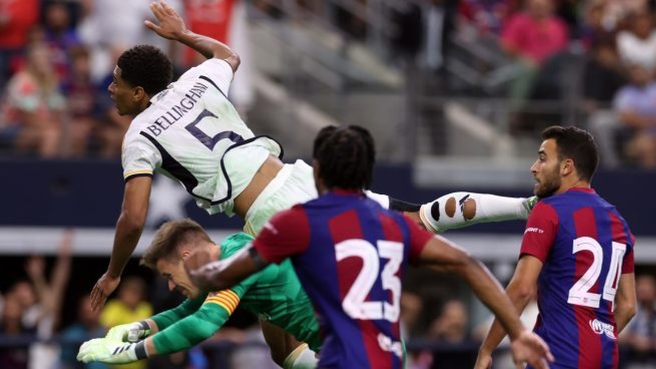 Bellingham ante el Barcelona