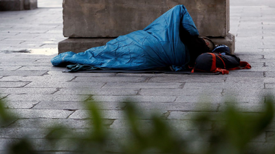 Cáritas ayuda a personas sin hogar con la campaña 'Nadie sin hogar'