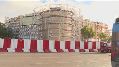 Comienza el desmontaje del monumento del 11-M en Atocha