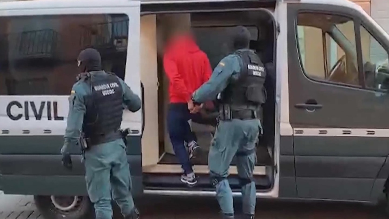 Desarticulan una banda en Madrid que robó en una decena de viviendas ...
