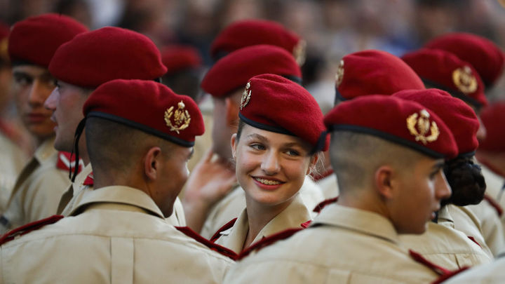 Álbum fotográfico de la princesa Leonor en sus 18 años / EFE