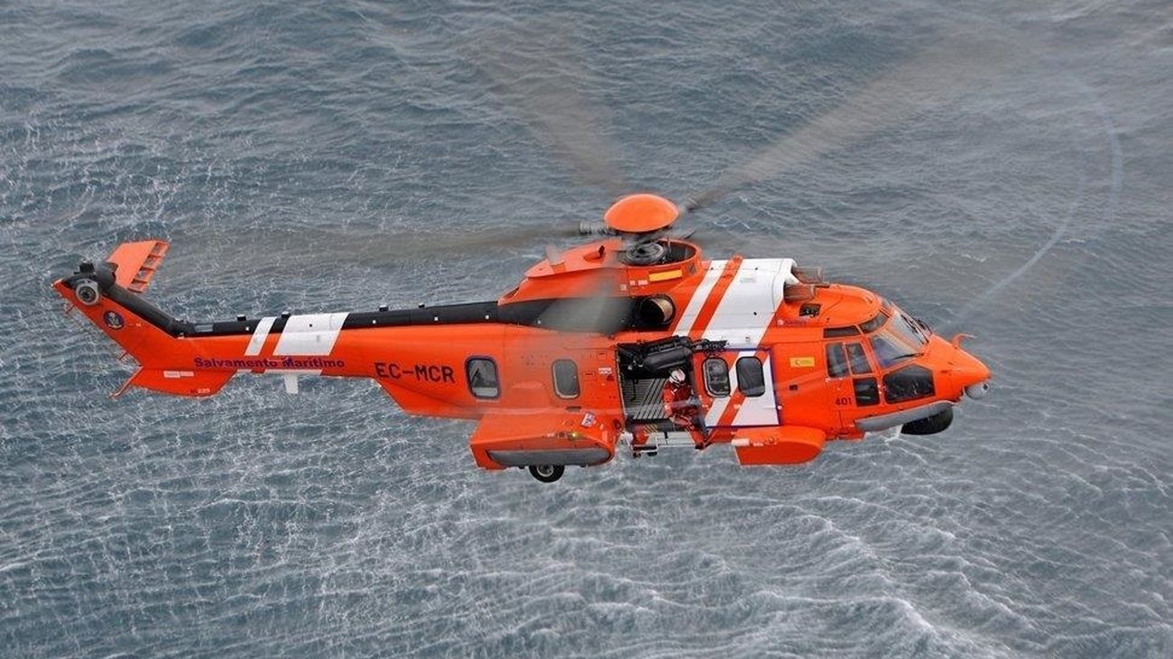 Hallan el cadáver de un tripulante desaparecido tras el naufragio de un velero en Lanzarote