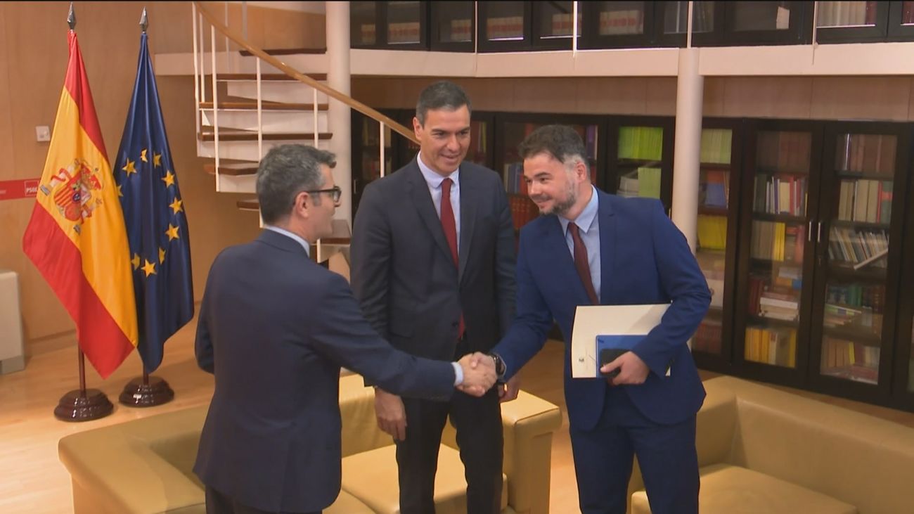 La investidura de Sánchez se abre paso al avanzar con ERC y con Junts