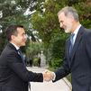 Felipe VI almuerza con el presidente electo de Ecuador, Daniel Noboa, en su visita a Madrid