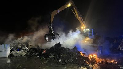 Incendio en una planta de reciclaje en Torrejón de Velasco, sin heridos