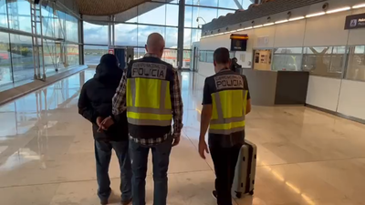 Detenido un peruano en el aeropuerto de Barajas con 10 kilos de cocaína en la maleta