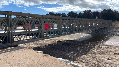 Reabre el único puente de acceso a la urbanización Calalberche desde Aldea del Fresno