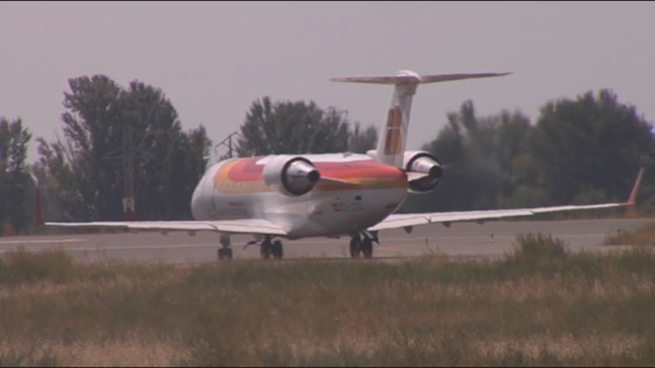 Piden la retirada de la licencia a Air Nostrum por dejar sin volar a 80 pasajeros en Vigo