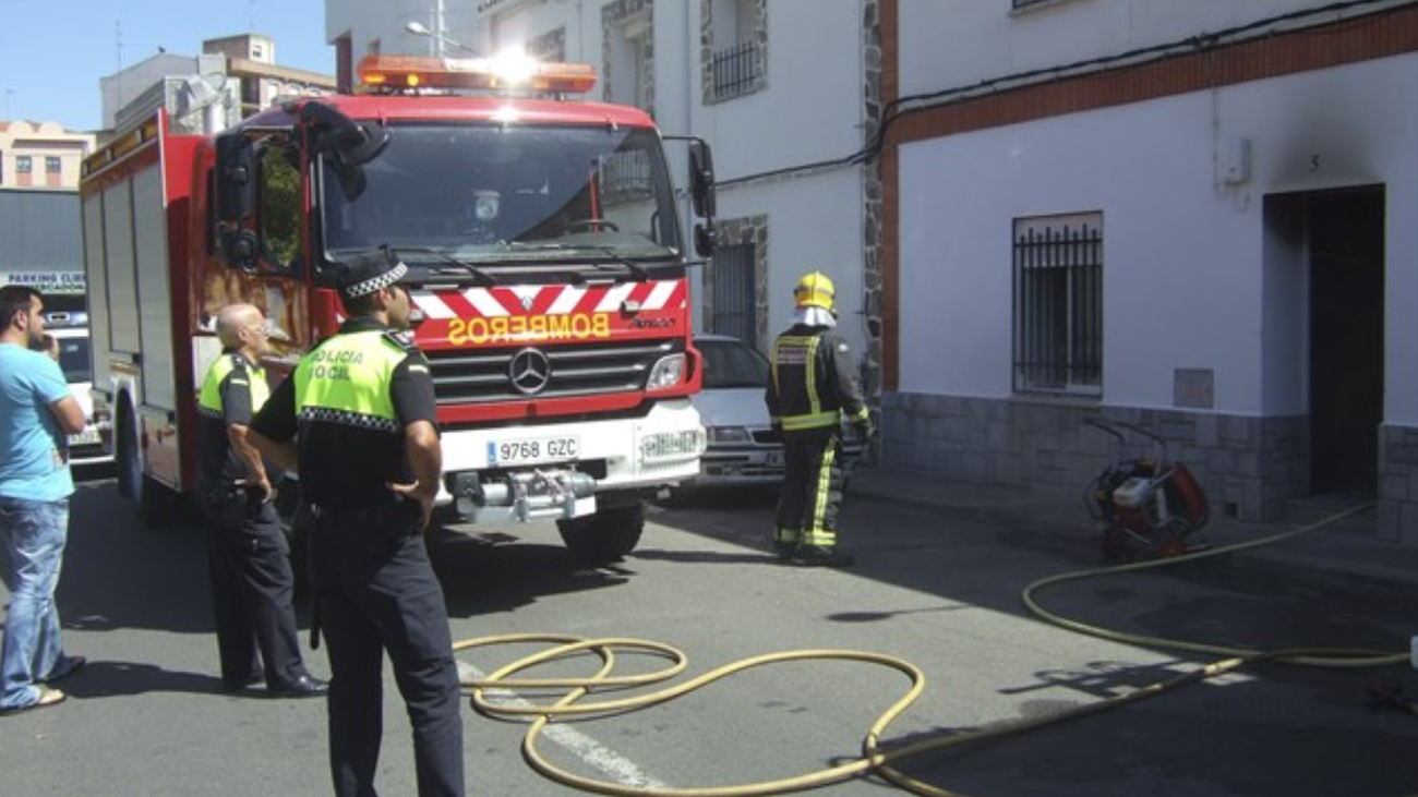 Dos muertos en un incendio de una vivienda en Los Palacios y Villafranca, Sevilla