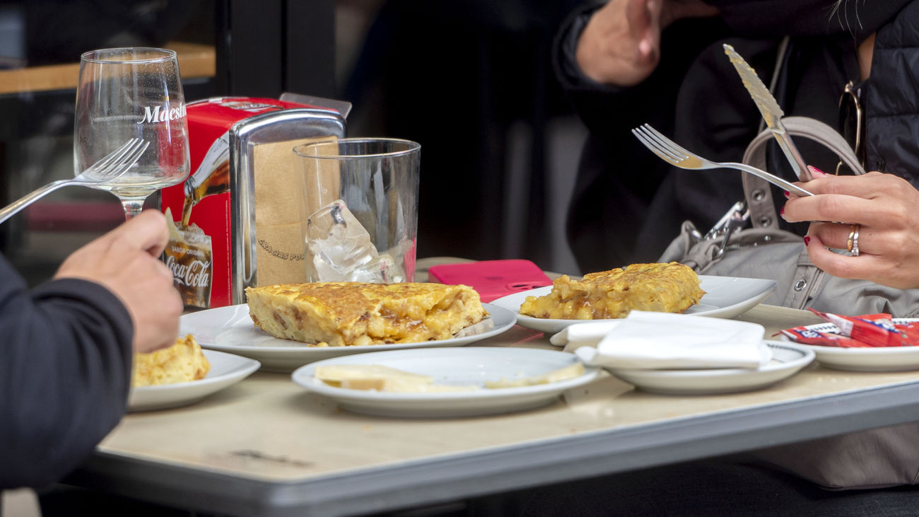 La hostelería madrileña confía en un repunte del  3% en el consumo durante el puente de La Almudena