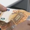 ¿Cómo distinguir los billetes falsos de los verdaderos?