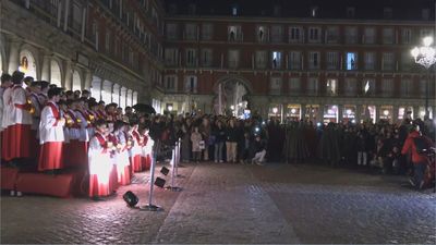 Puy du Fou trae la magia de la Navidad a las calles de Madrid