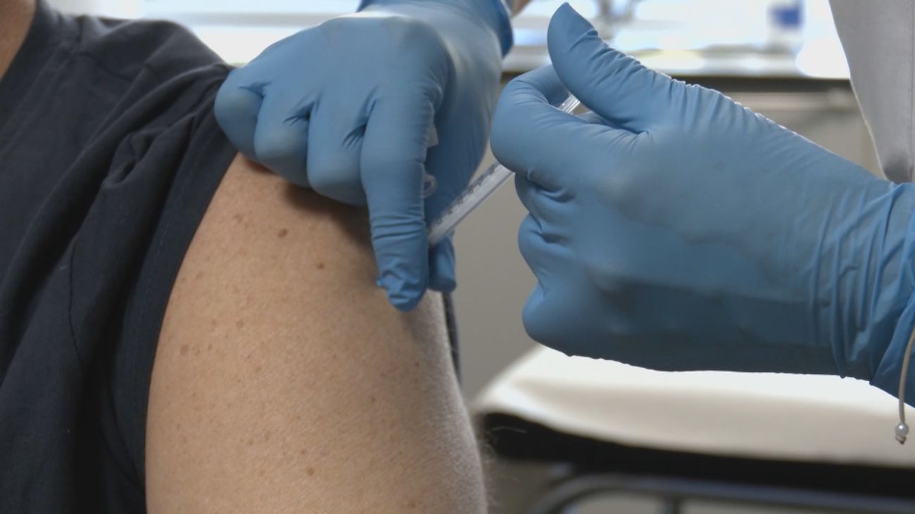 ¿Cómo se está viviendo  la campaña de vacunación en el centro de salud de la Garona de Alcalá de Henares?