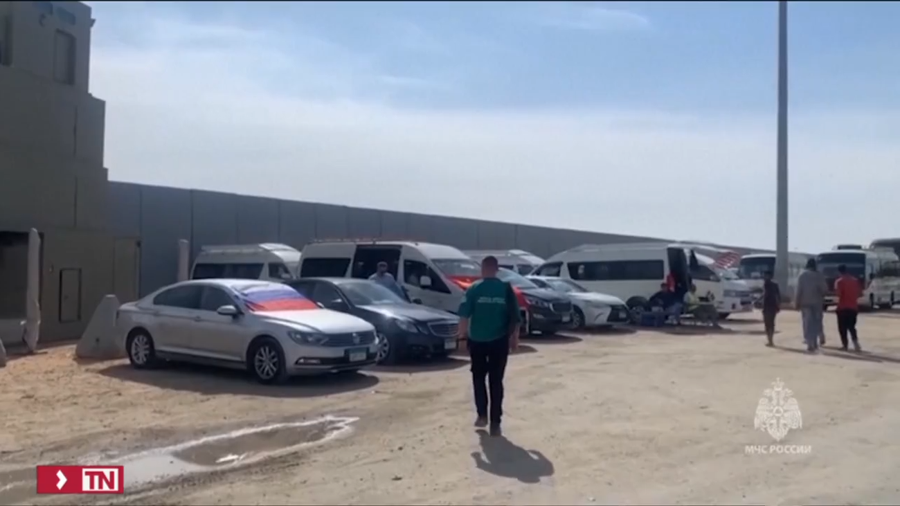 El primer grupo de españoles atrapados en Gaza sale este lunes hacia Egipto