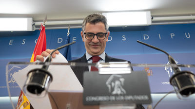 El PSOE registra la ley de amnistía en solitario sin la firma de sus socios y con el enfado de Sumar