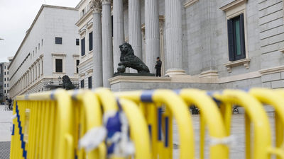 La Policía blinda el  paso por el Congreso para la investidura de Sánchez