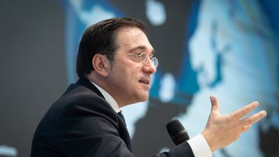 Albares anuncia que otros 80 ciudadanos españoles serán evacuados de Gaza este martes