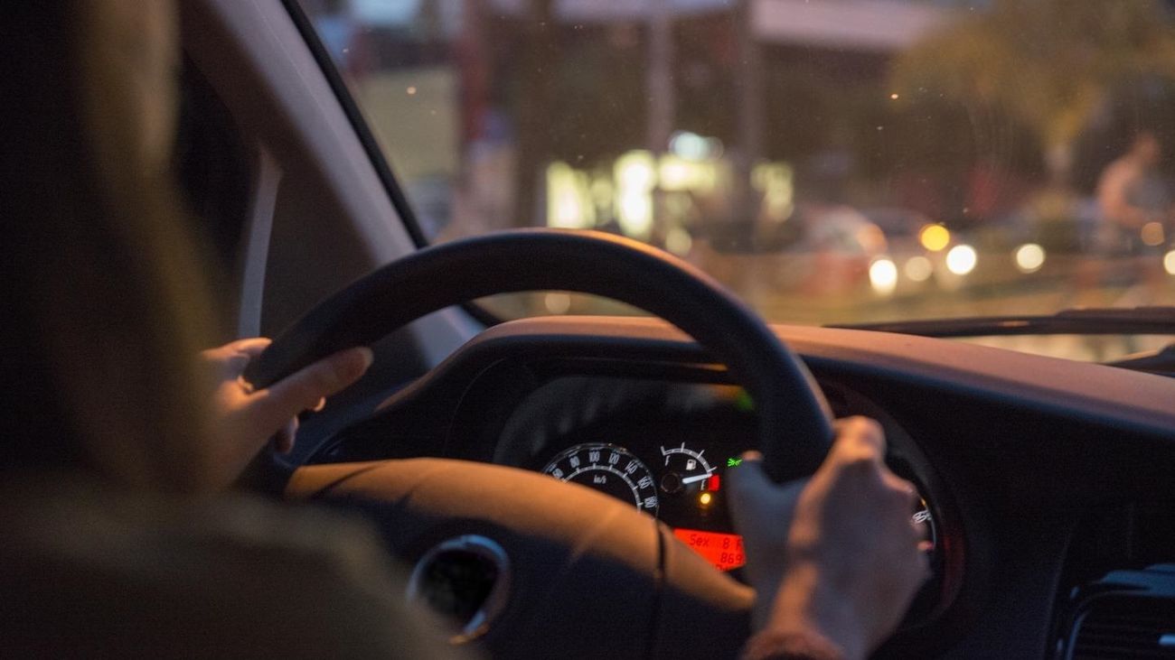 Las mujeres tienen un 17% más de riesgo de morir en accidentes de tráfico