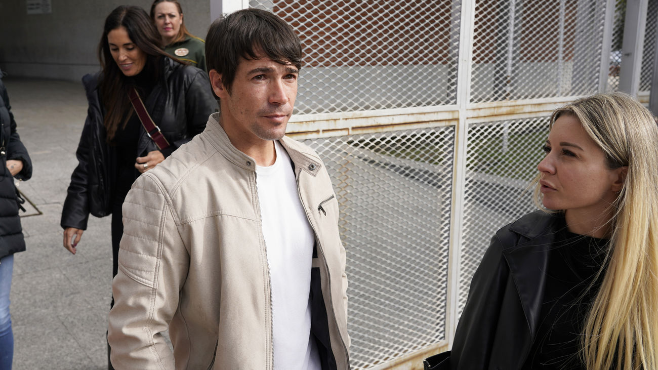 La jueza tumba el intento del actor Juan José Ballesta de archivar el caso y solicita grabaciones