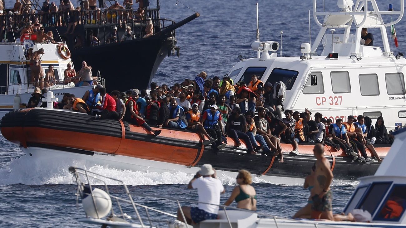 Rescate de inmigrantes en Lampedusa