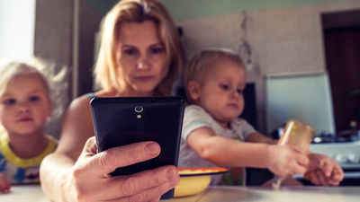 Las familias españolas suspenden en ciberseguridad