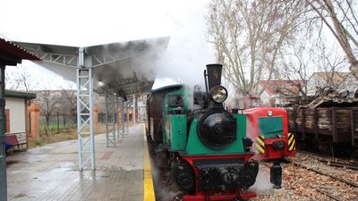 El histórico Tren de Arganda del Rey estrena su propio sello de Correos