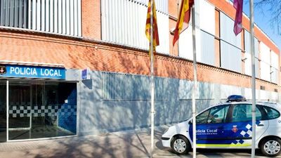Hallado muerto un hombre junto a una mujer herida en Barcelona