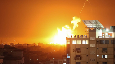 Israel bombardea objetivos de Hizbulá en el Líbano en respuesta a ataques en la frontera