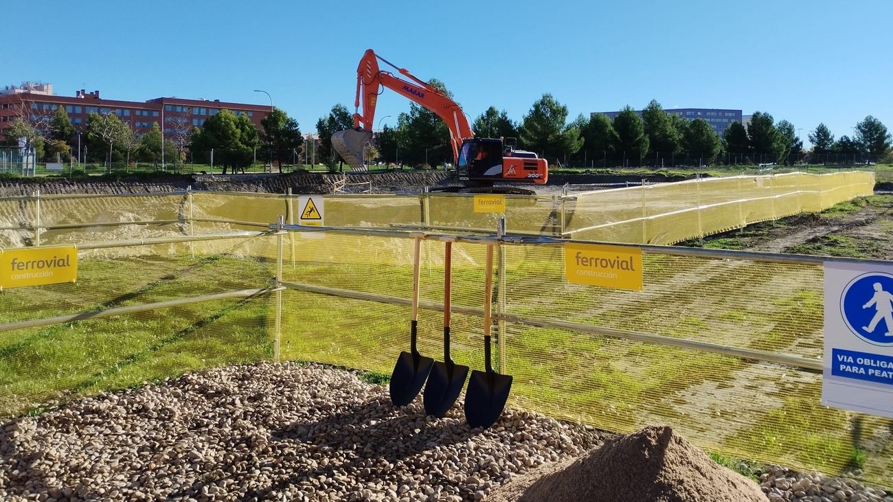Parcela del nuevo centro cultural con biblioteca en el Ensanche de Vallecas