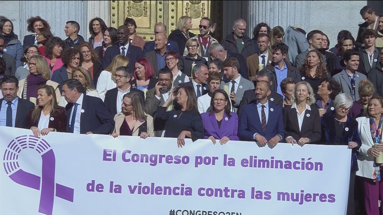 El Congreso recuerda a las 52 mujeres asesinadas por sus parejas a lo largo de 2023
