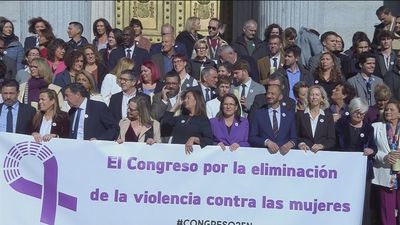 El Congreso recuerda a las 52 mujeres asesinadas por sus parejas a lo largo de 2023
